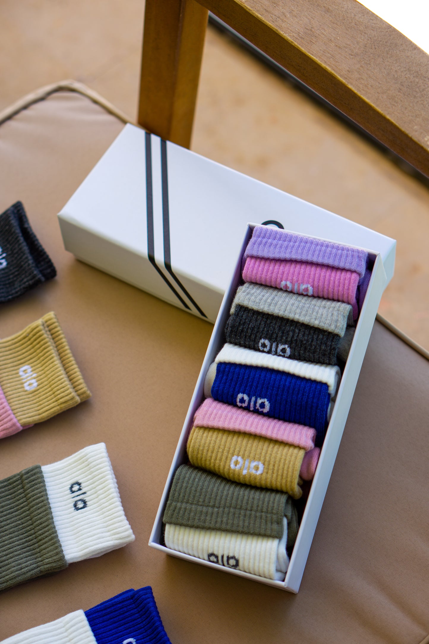 Alo Essentials Socks Pack – 5 Pairs