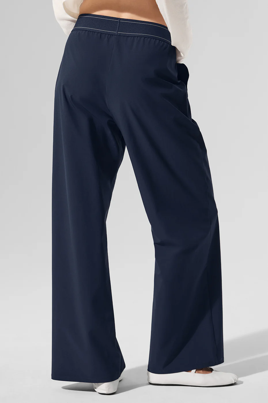 ALO YOGA Suit Up Trouser (Regular)