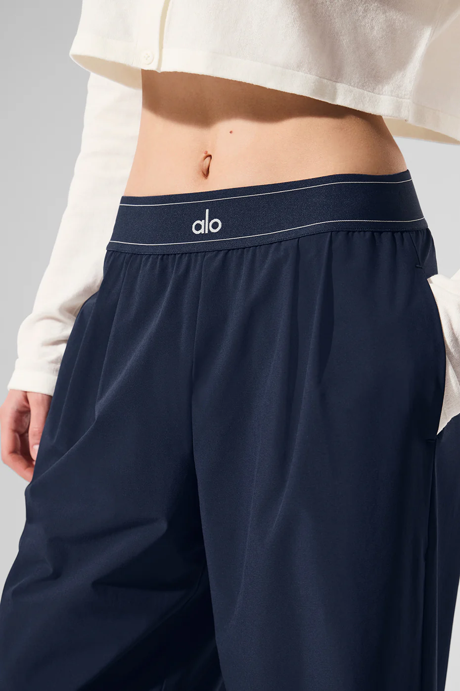 ALO YOGA Suit Up Trouser (Regular)