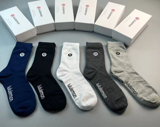 LULULEMON - Socks 5 Pairs with Box