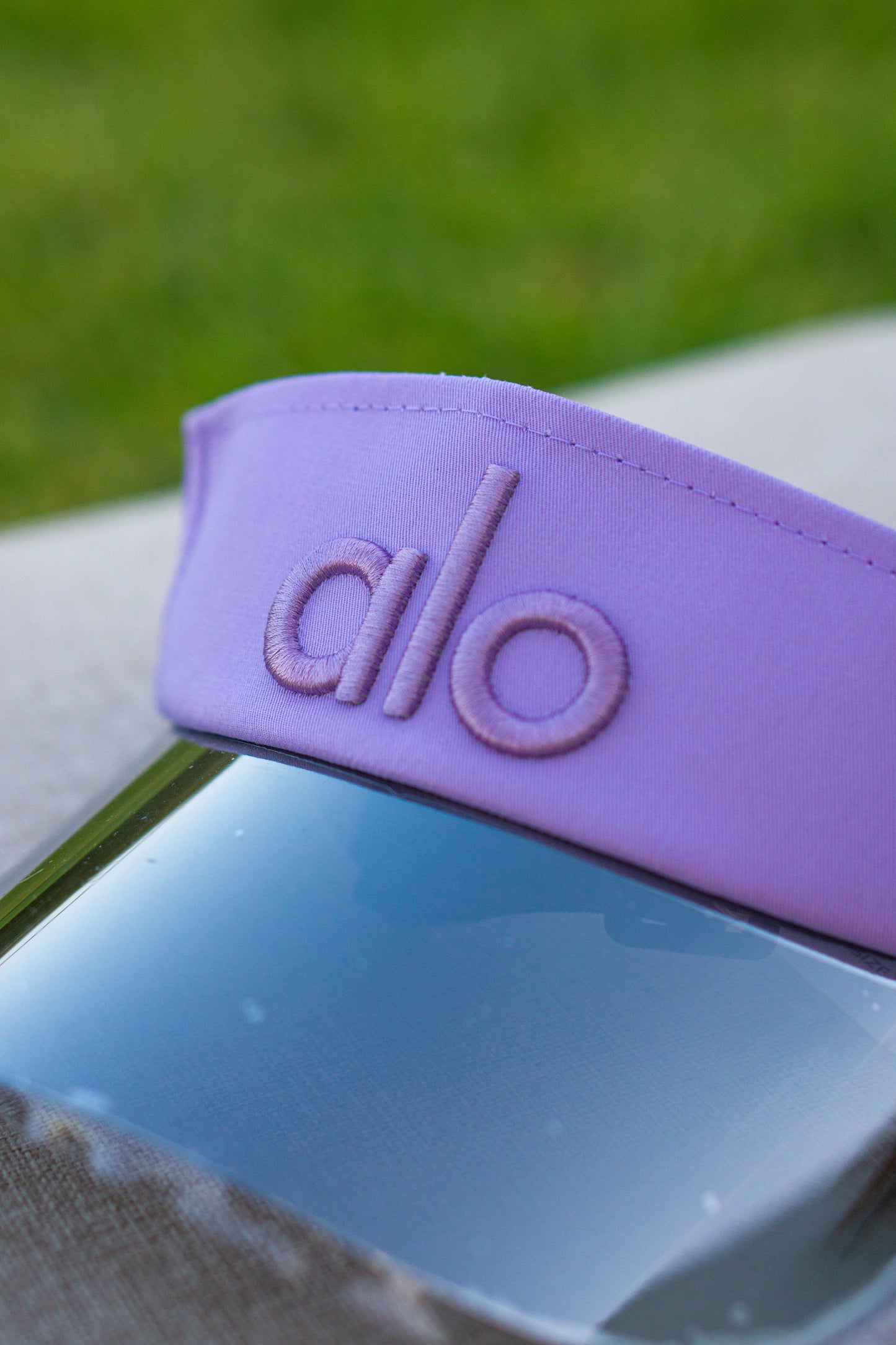 ALO YOGA - Airlift Solar Visor