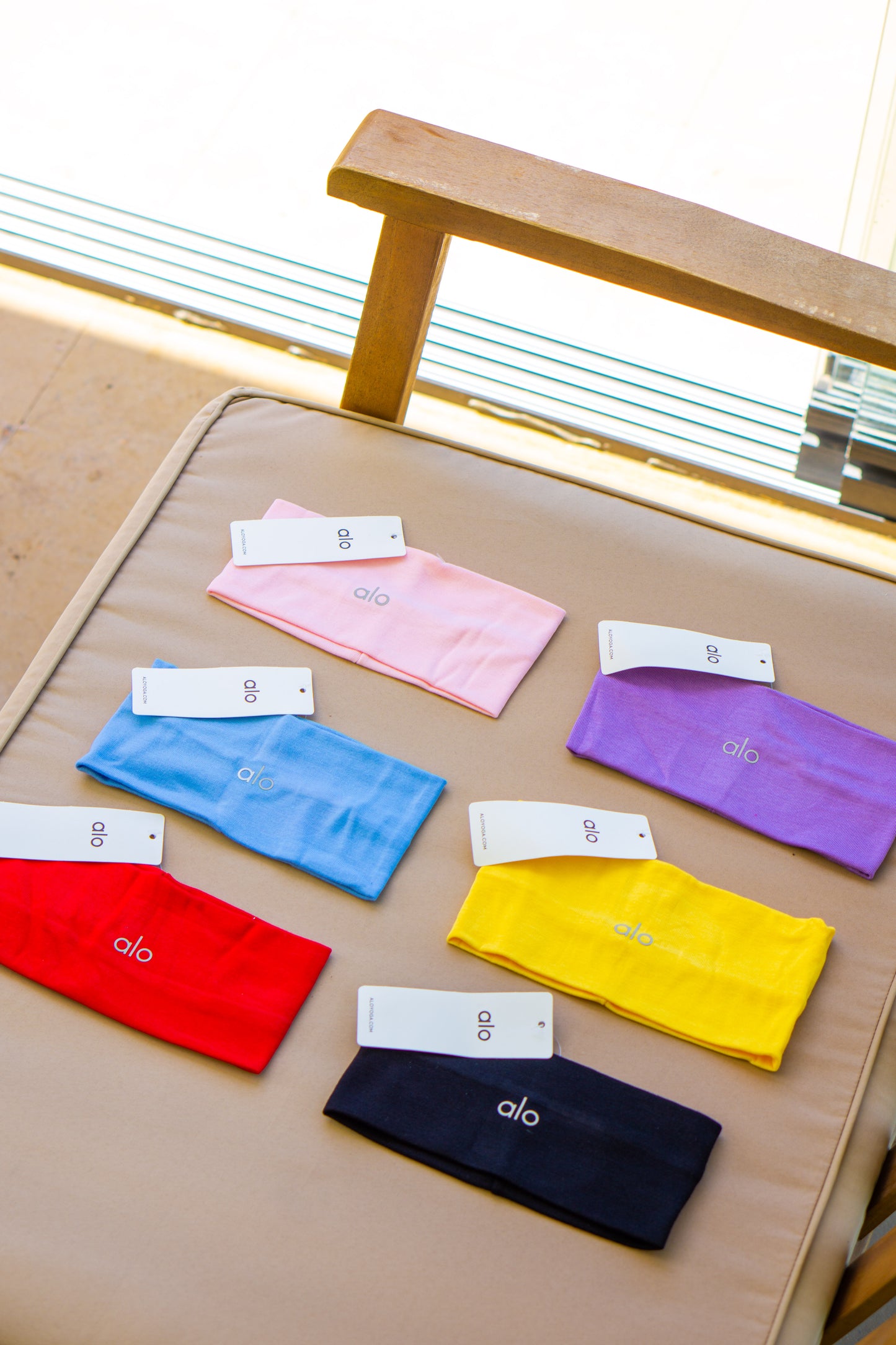 ALO YOGA Performance Conquer Headband