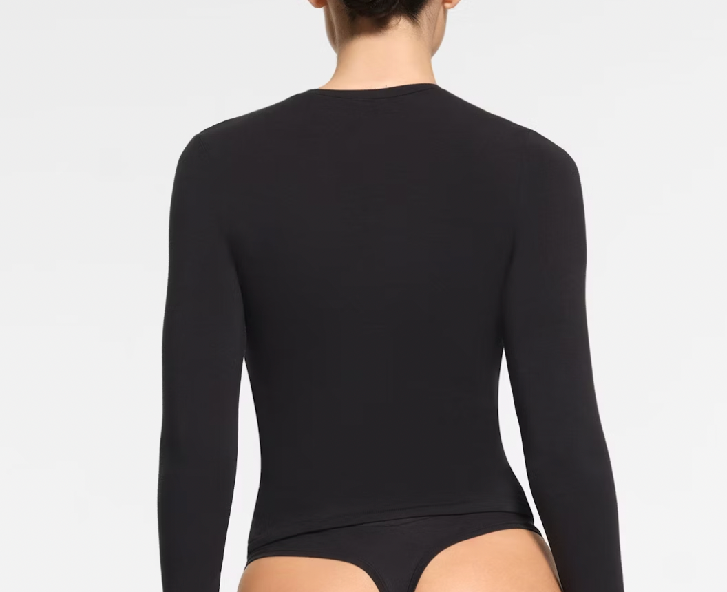 SKIMS LONG SLEEVE T-SHIRT