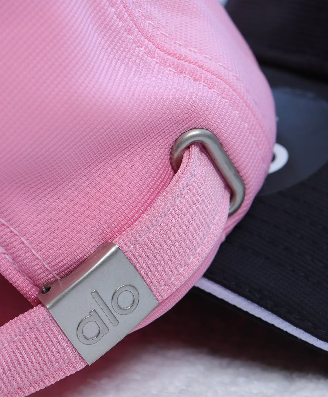 ALO YOGA Off-Duty Cap