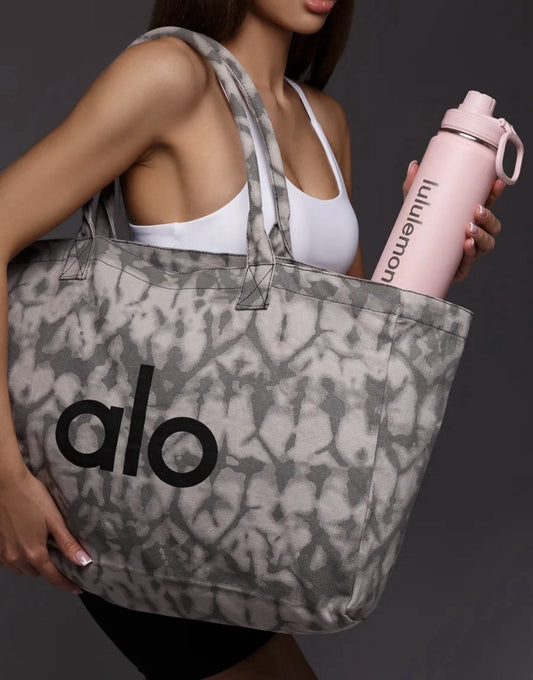Alo Yoga Tie-Dye Shopper Tote