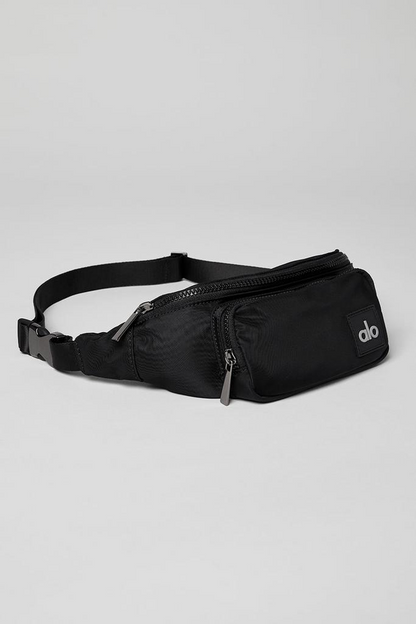 ALO YOGA Explorer Fanny Pack