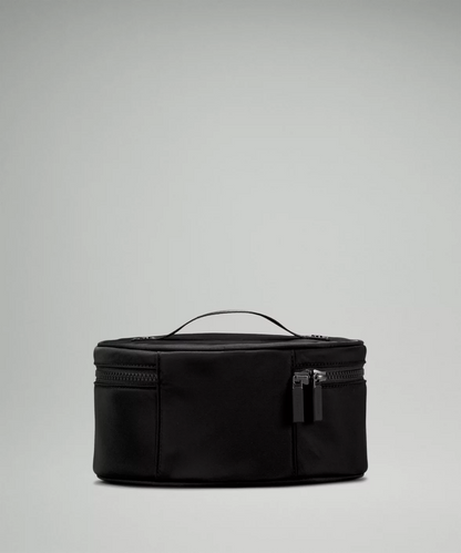 LULULEMON Oval Top-Access Kit 3.5L