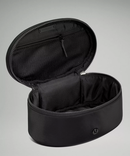 LULULEMON Oval Top-Access Kit 3.5L