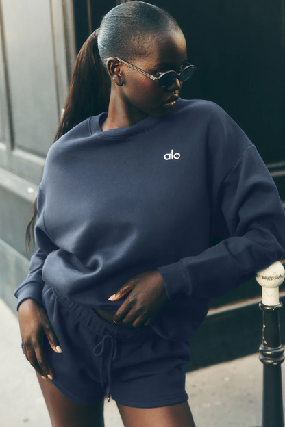 ALO YOGA Accolade Crew Neck Pullover