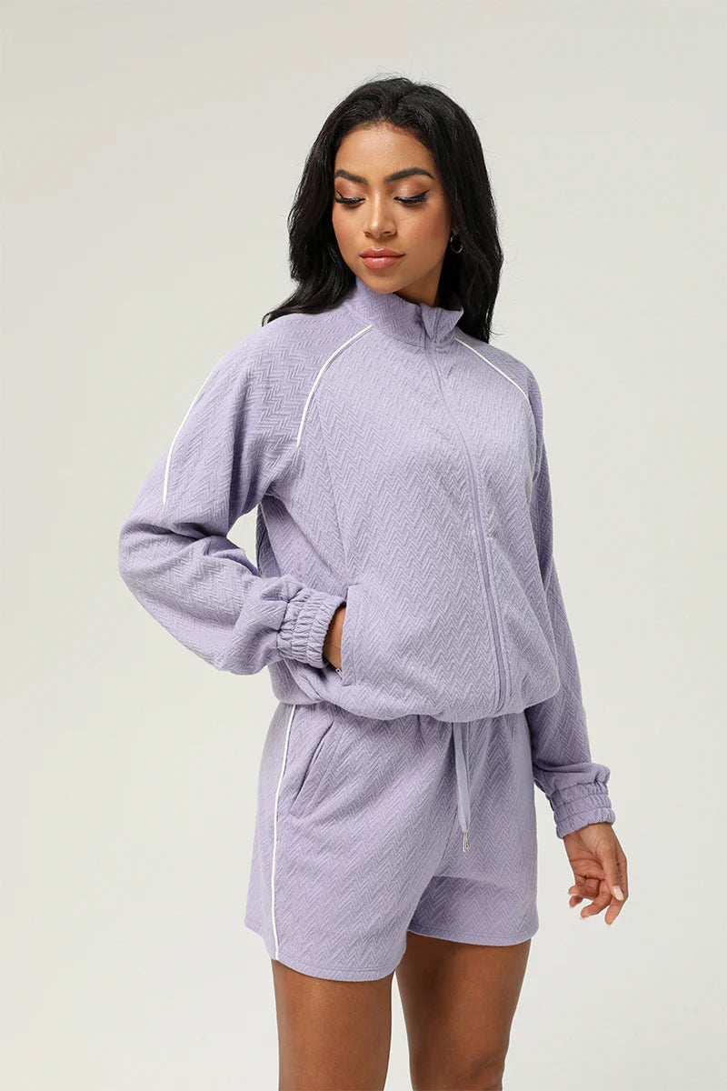 ALO YOGA Chic Active Lounge Set – Jacket & Shorts
