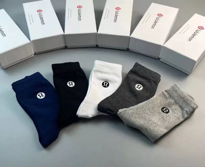 LULULEMON - Socks 5 Pairs with Box